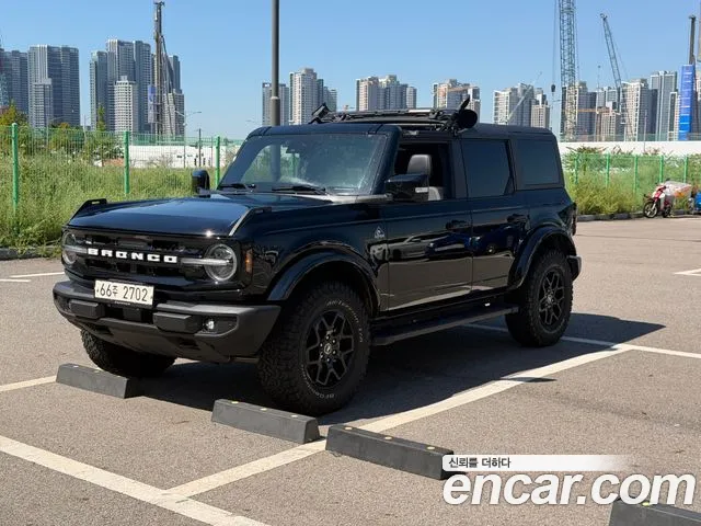 Фотография автомобиля — Ford Bronco Generation 6