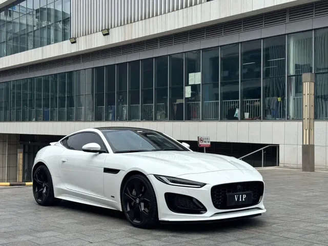 Jaguar F-Type — Фото автомобиля 3
