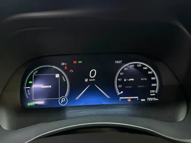 Toyota Highlander — Фото автомобиля 20
