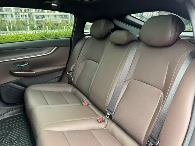 Changan Qiyuan A07 — Фото автомобиля 7