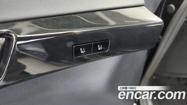 Hyundai Grandeur Grandeur (GN7) 3.5 Бензин 2WD — Фото автомобиля 28
