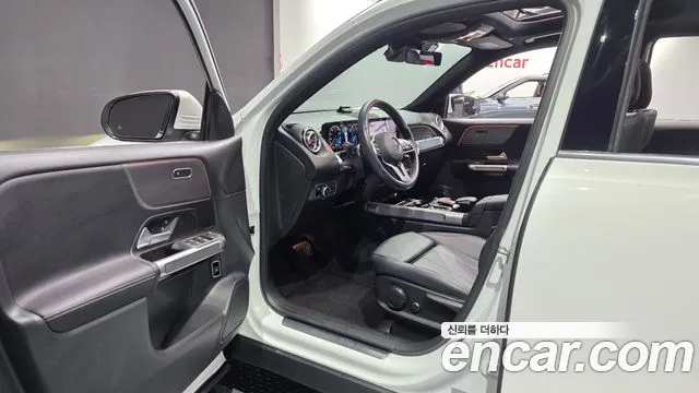 Mercedes-Benz GLB-Class GLB-класс X247 — Фото автомобиля 9