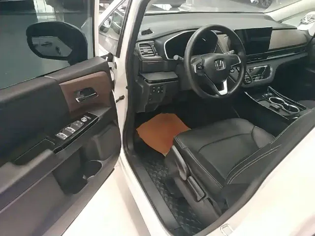Honda Odyssey — Фото автомобиля 15