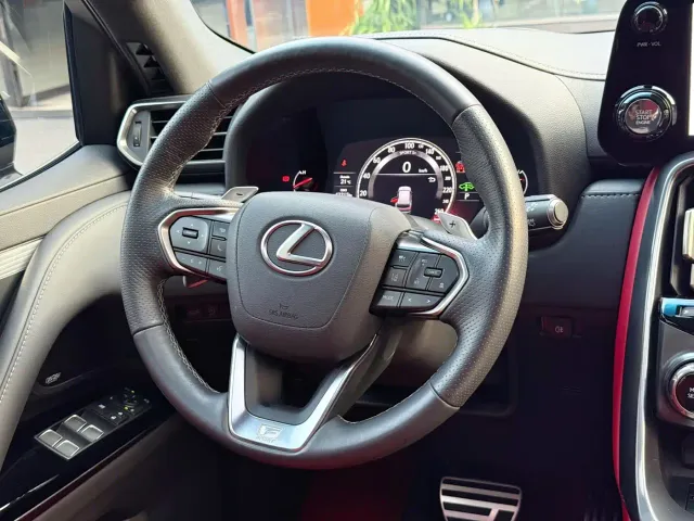 Lexus LX — Фото автомобиля 14