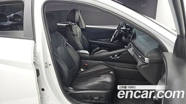 Hyundai Avante CN7 — Фото автомобиля 26