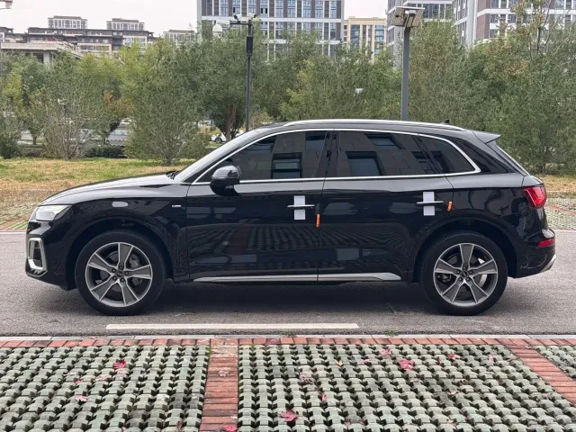 Audi Q5L — Фото автомобиля 7
