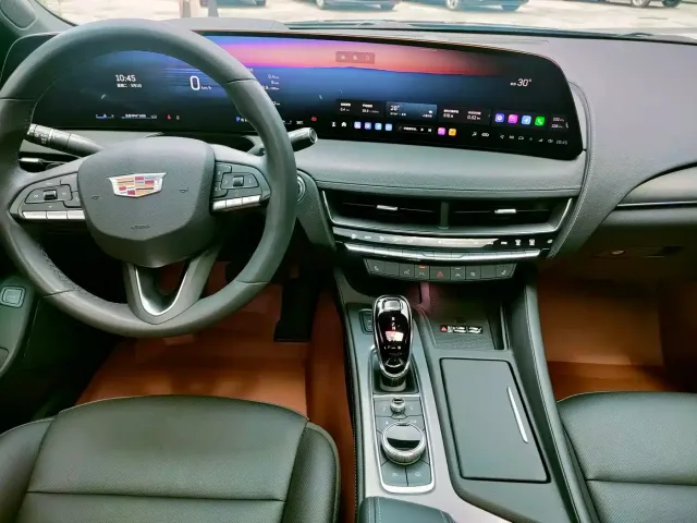 Cadillac CT5 — Фото автомобиля 29