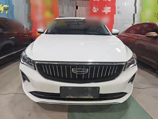 Geely Emgrand — Фото автомобиля 2