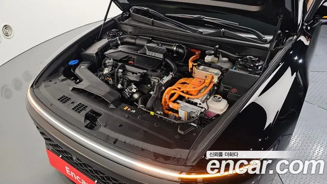 Hyundai Grandeur GN7 — Фото автомобиля 9