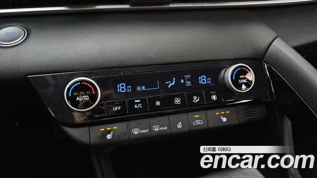 Hyundai Avante CN7 — Фото автомобиля 16