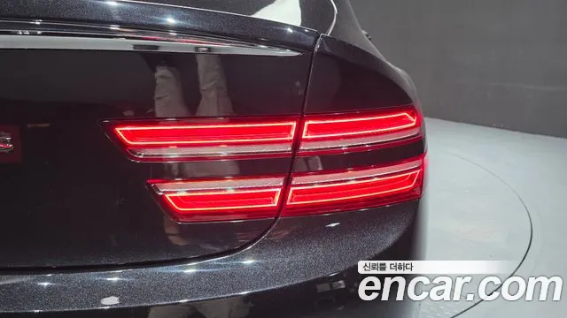 Genesis G80 RG3 — Фото автомобиля 8