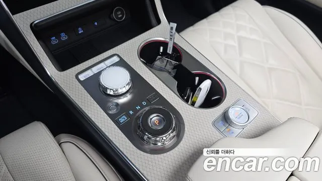 Genesis GV80 — Фото автомобиля 9