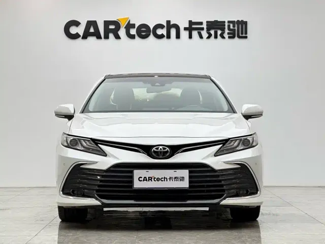 Toyota Camry — Фото автомобиля 7