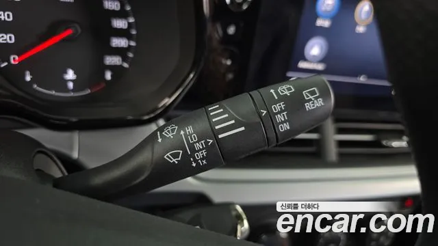 ChevroletGMDaewoo Trax Trax Кроссовер — Фото автомобиля 29