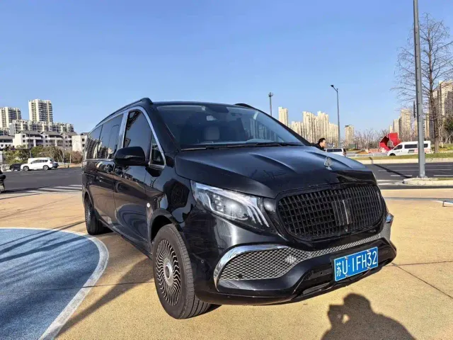 Mercedes-Benz Vito 2021 2.0T Business Edition 7-seater — Фото автомобиля 3