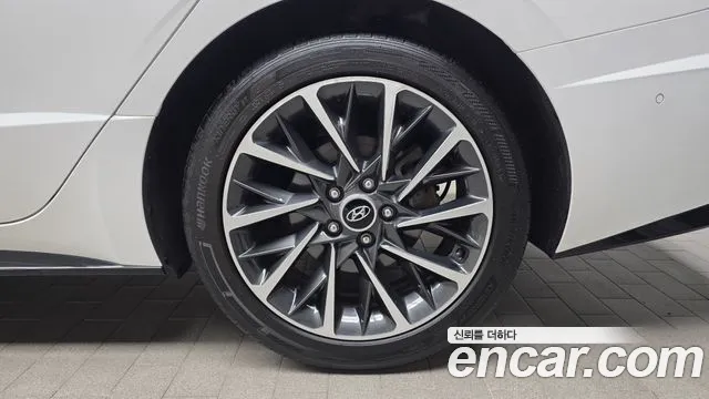Hyundai Sonata — Фото автомобиля 6