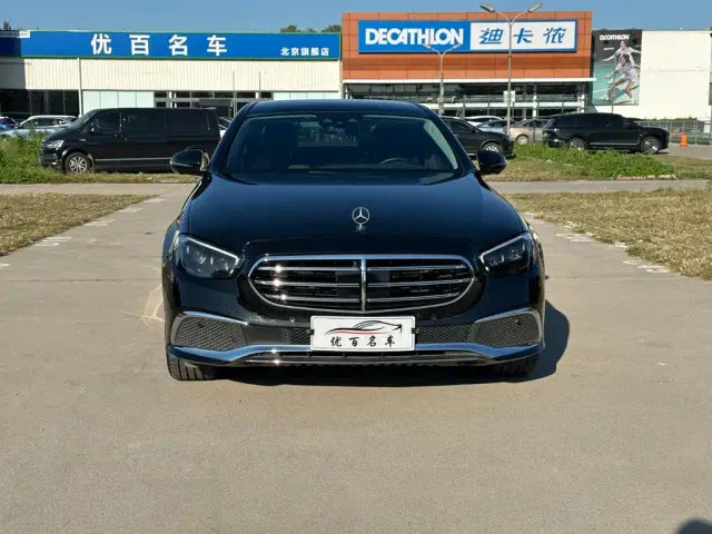 Mercedes-Benz E-Class — Фото автомобиля 13