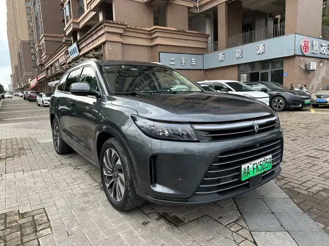Aito M7 — Фото автомобиля 3