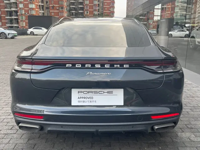 Porsche Panamera — Фото автомобиля 11
