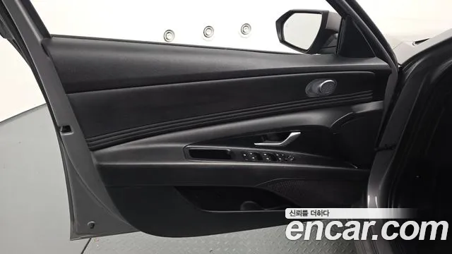 Hyundai Avante CN7 — Фото автомобиля 24