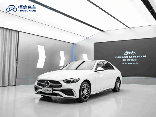 Mercedes-Benz C-Class — Фото автомобиля 3