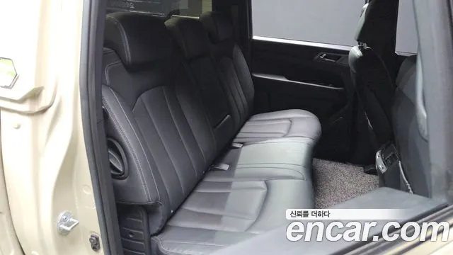 KG_Mobility_Ssangyong Rexton Новый Rexton Sport Khan Дизель 2.2 4WD — Фото автомобиля 25
