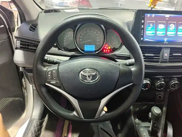Toyota Vios — Фото автомобиля 10