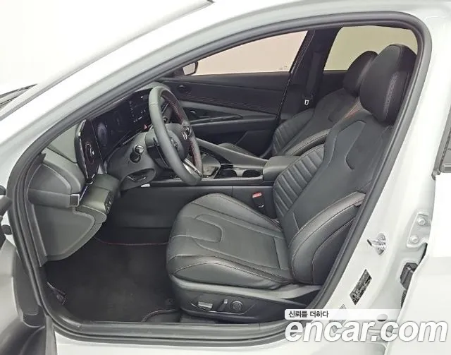 Hyundai Avante CN7 — Фото автомобиля 11