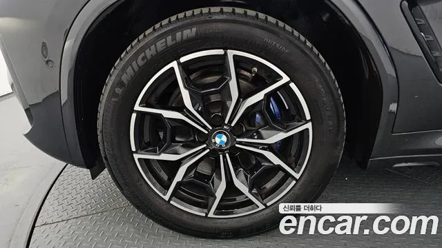 BMW X4 — Фото автомобиля 5