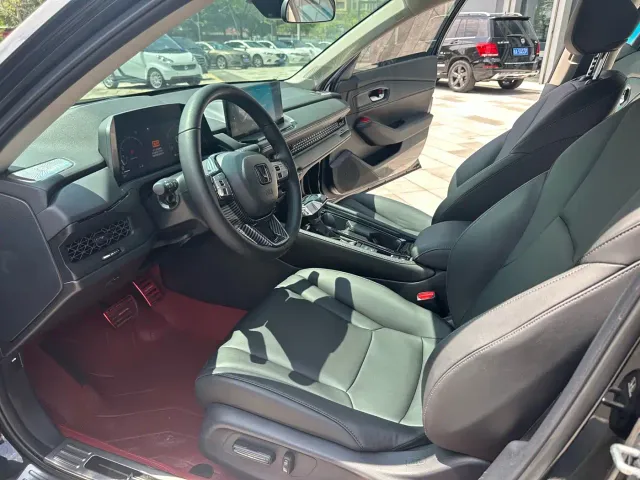 Honda Accord 2024 260TURBO Luxury Edition — Фото автомобиля 9