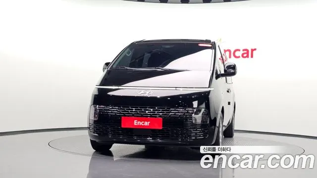Hyundai Staria — Фото автомобиля 2