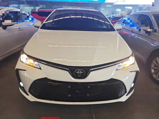 Toyota Corolla — Фото автомобиля 2