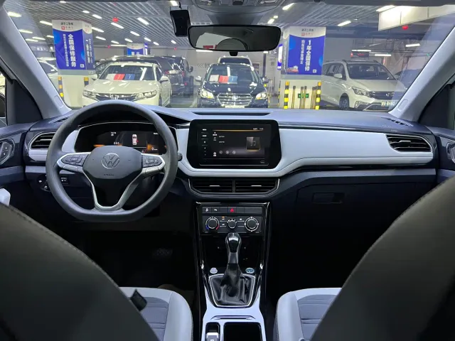 Volkswagen Tharu — Фото автомобиля 15