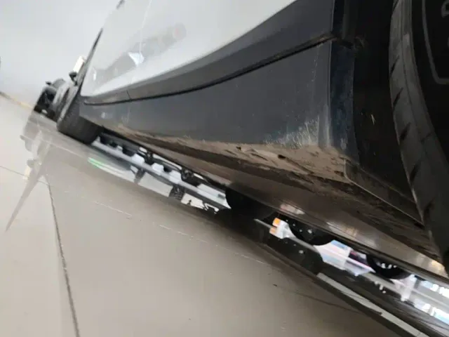 Li Auto i8 — Фото автомобиля 21