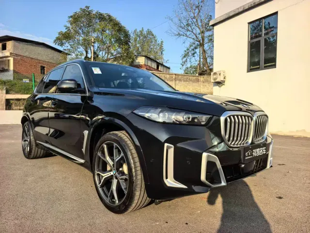 BMW X5 — Фото автомобиля 3