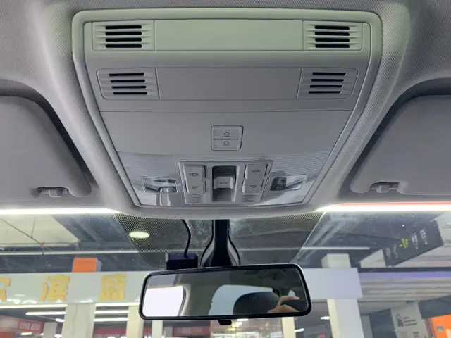 Volkswagen Tharu — Фото автомобиля 11