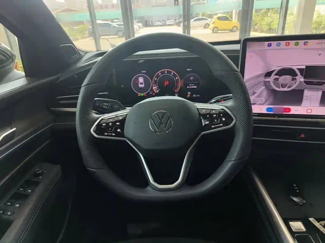 Volkswagen Passat — Фото автомобиля 10