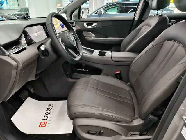Shangjie SUV — Фото автомобиля 5