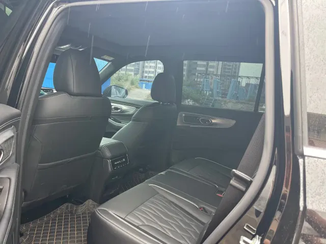 GAC Trumpchi GS8 — Фото автомобиля 7