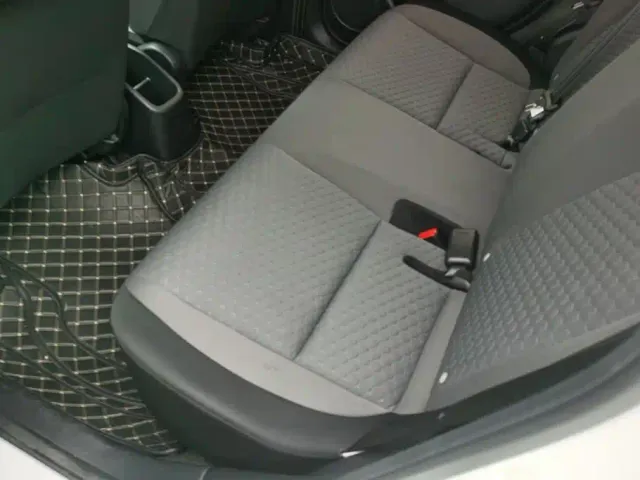 Honda Fit — Фото автомобиля 11