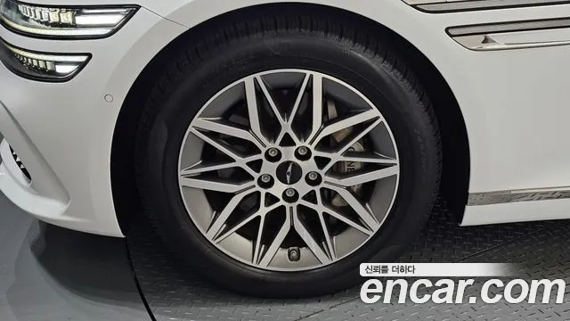 Genesis G80 RG3 — Фото автомобиля 5