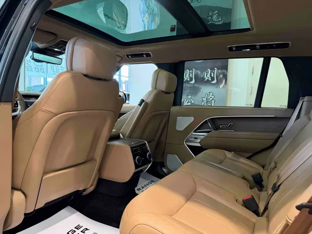 Land Rover Range Rover — Фото автомобиля 16