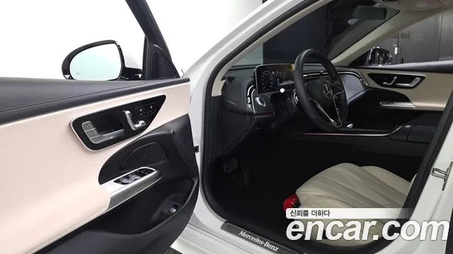 Mercedes-Benz E-Class W214 — Фото автомобиля 15