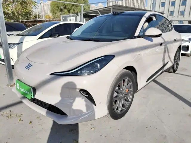 Фотография автомобиля — IM Motors LS6