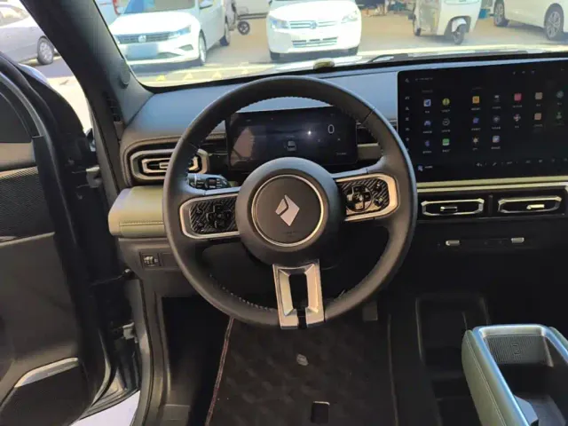 Baojun Yep Plus — Фото автомобиля 10