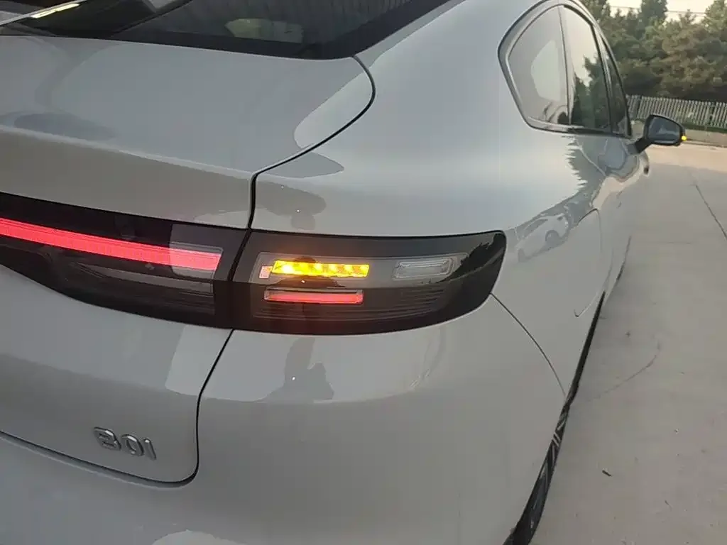 Leapmotor Leapmotor B01 2026 550 LiDAR Edition — Фото автомобиля 7