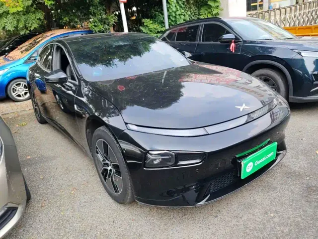 Xpeng P7 — Фото автомобиля 3