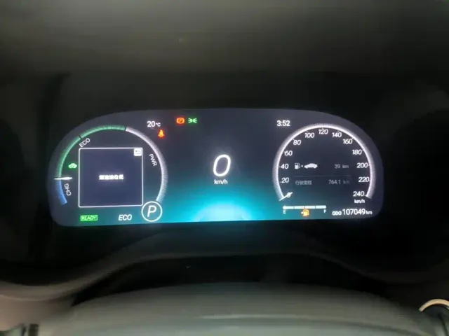 Toyota Sienna — Фото автомобиля 11