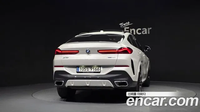 BMW X6 xDrive40i M Sport — Фото автомобиля 4