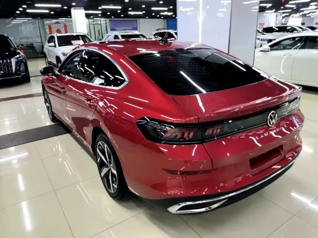 Volkswagen Lamando — Фото автомобиля 4